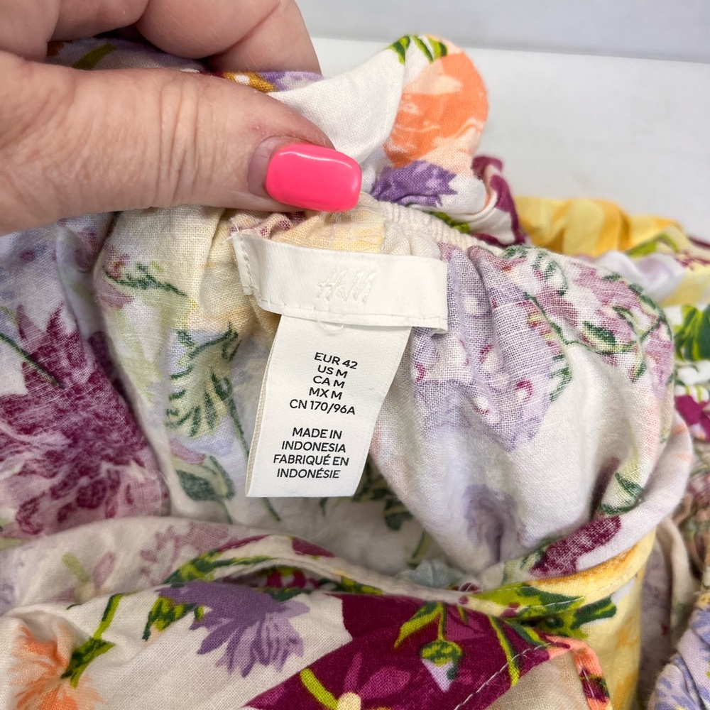 H&M White Off-Shoulder Floral Dress‎ with Yellow & Pink Accents - Picture 6 of 8
